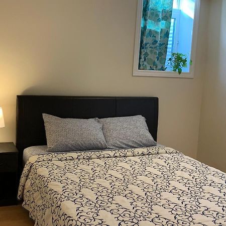 Finished 2 Bedroom Apartment In An Upscale Area Of Ajax Bagian luar foto