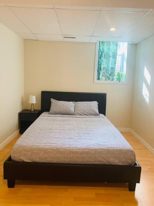 Finished 2 Bedroom Apartment In An Upscale Area Of Ajax Bagian luar foto