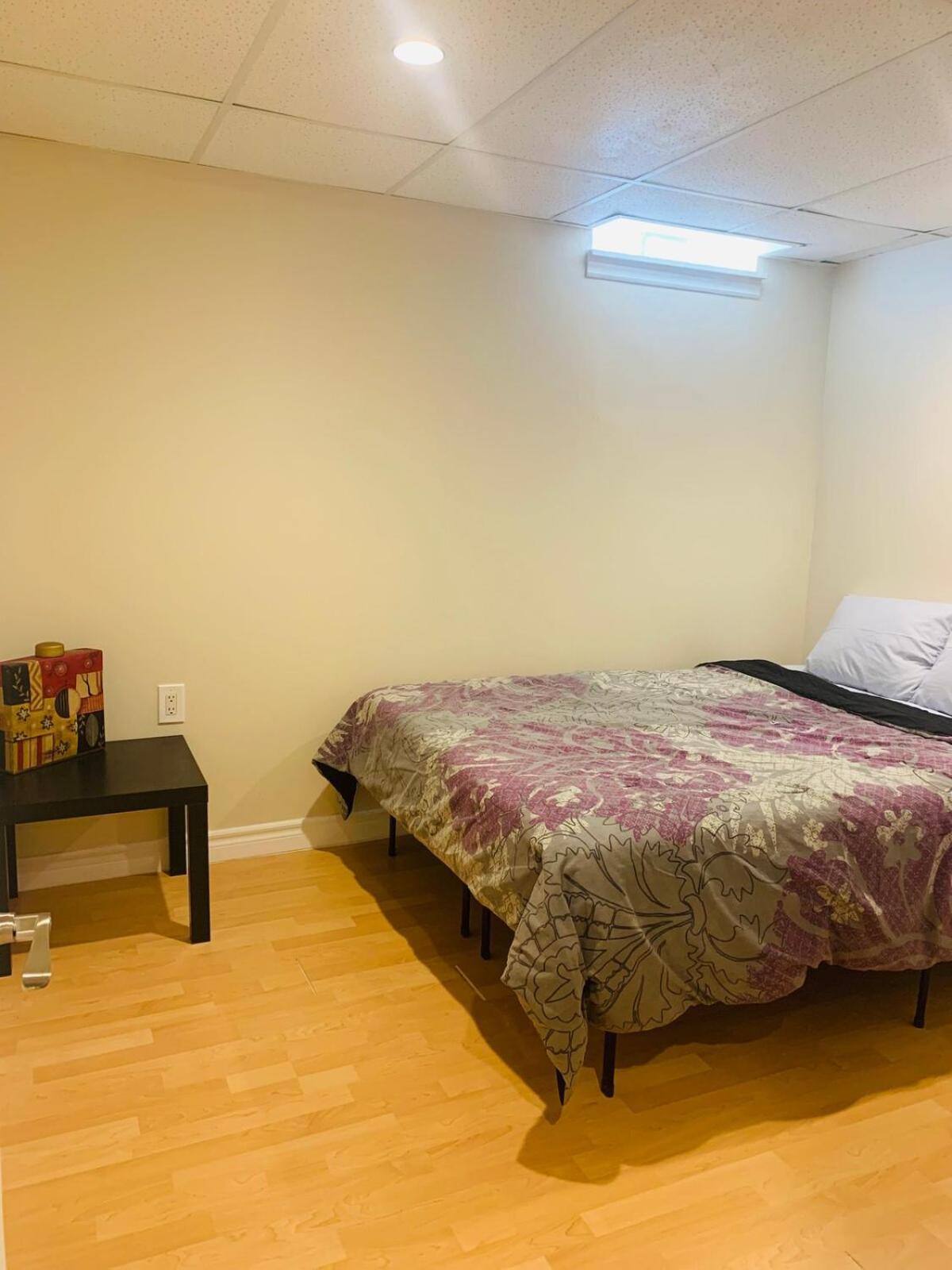 Finished 2 Bedroom Apartment In An Upscale Area Of Ajax Bagian luar foto