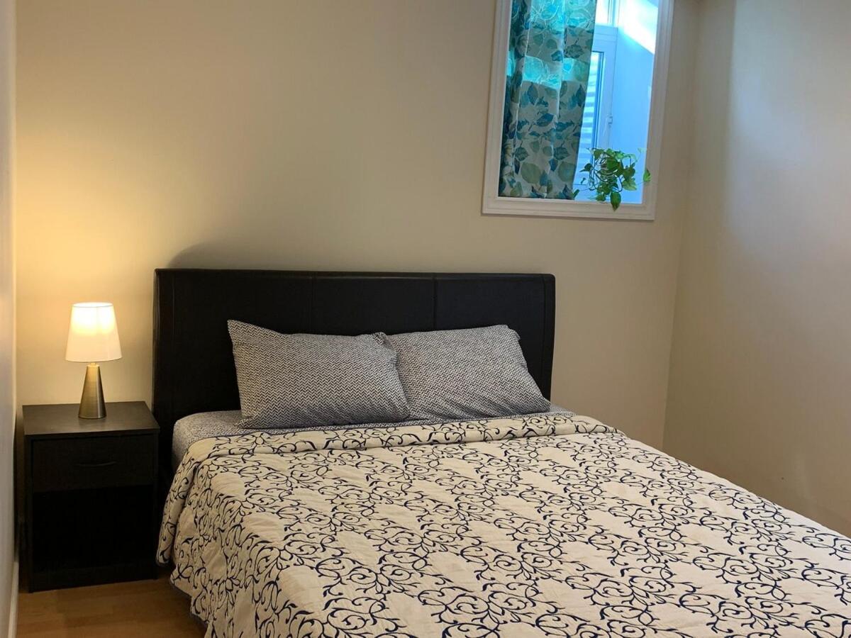 Finished 2 Bedroom Apartment In An Upscale Area Of Ajax Bagian luar foto